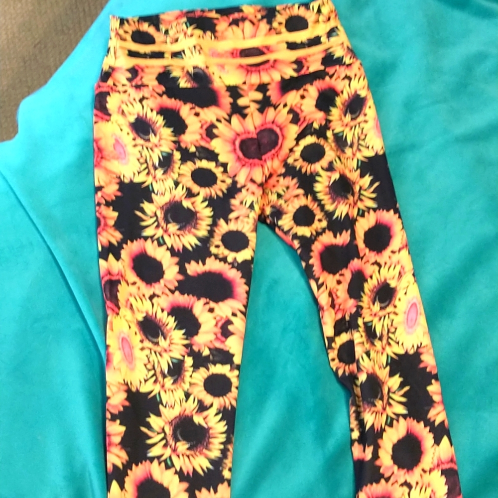 Sunflower print leggings